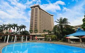 โรงแรมเซ็นจูรี พาร์ค